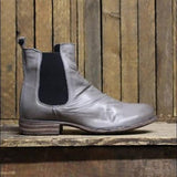 Women's Retro Chelsea Boot Comfy Low Heel Leather Booties