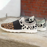 Comfy Leopard Round-toe Sneakers