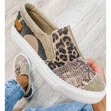 Women's Snake Printed Slid-on Canvas Sneakers