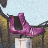 Women's Retro Chelsea Boot Comfy Low Heel Leather Booties